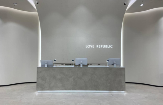 LOVE REPUBLIC  ТРЦ «HOLLYWOOD» Санкт-Петербург 2025